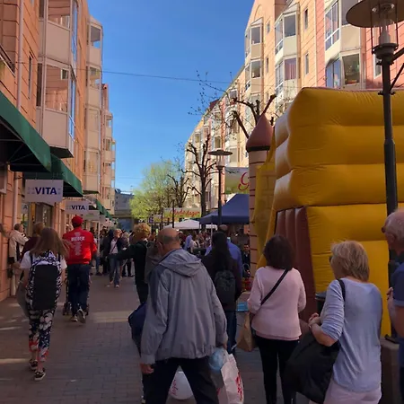 Centrum Box فندق 3*