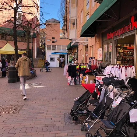Centrum Box Отель 3*